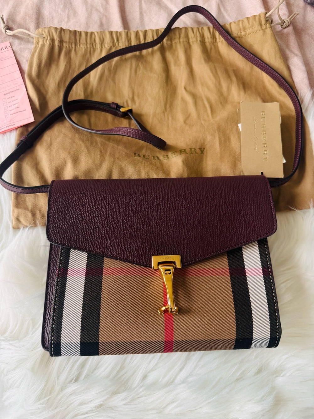 🎡🎡Gucci Mint Green GG Marmont Quilted Leather Medium Bag and New Burberry Bag - Picture 4 of 11